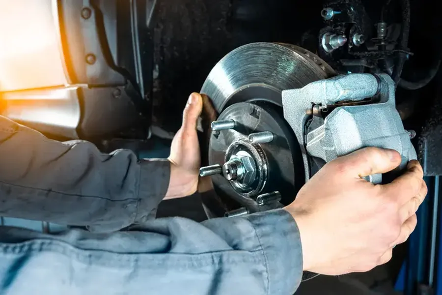 How To Tell When Your Vehicle Needs Brake Repair in Rochester, WA How To Tell When Your Vehicle Needs Brake Repair in Rochester, WA